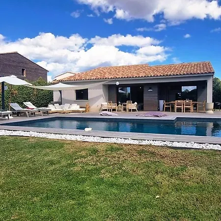 Villa Benoa, 6 Pers, Piscine Chauffee, 800 M